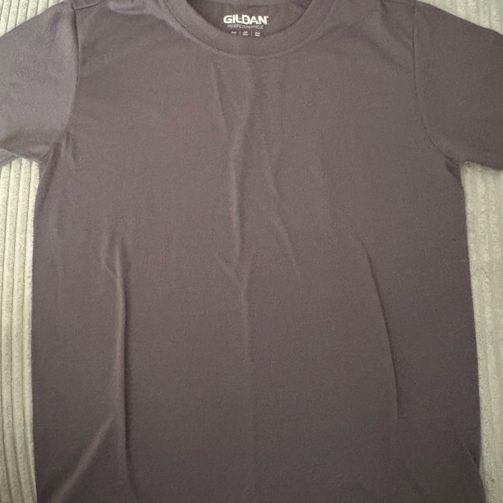 Gildan Gray Short Sleeve Tee Classic Crew Neck